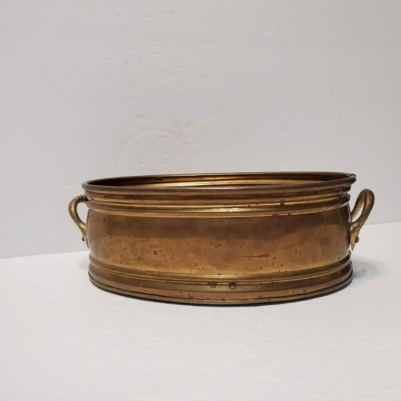 Vintage Oval Brass Planter with Dual Handles, Made in India, Gold Metal Pot - Picture 3 of 7